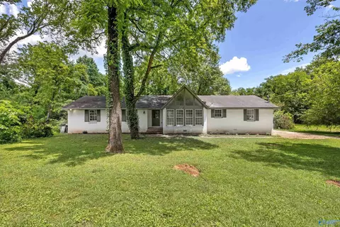 3824 Timbercrest Dr, Huntsville, AL 35810