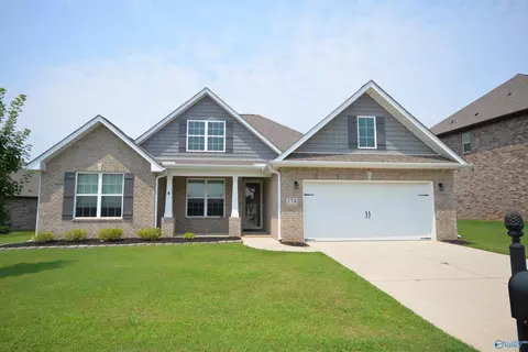 174 Dustin Ln, Madison, AL 35757