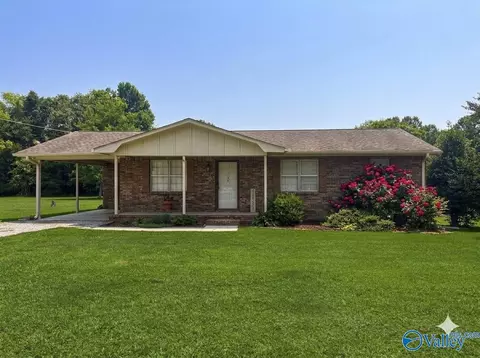 138 Lynn Dr, New Hope, AL 35760