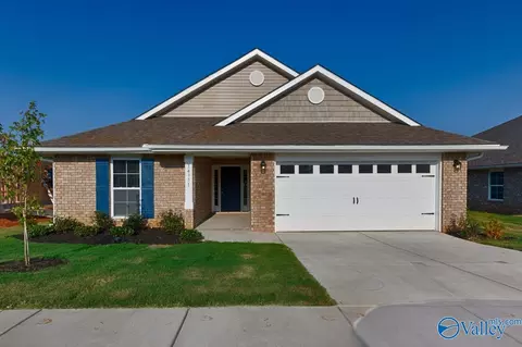 28975 Nature Trail Dr, Harvest, AL 35749