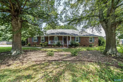 102 Sagewood Dr, Madison, AL 35757