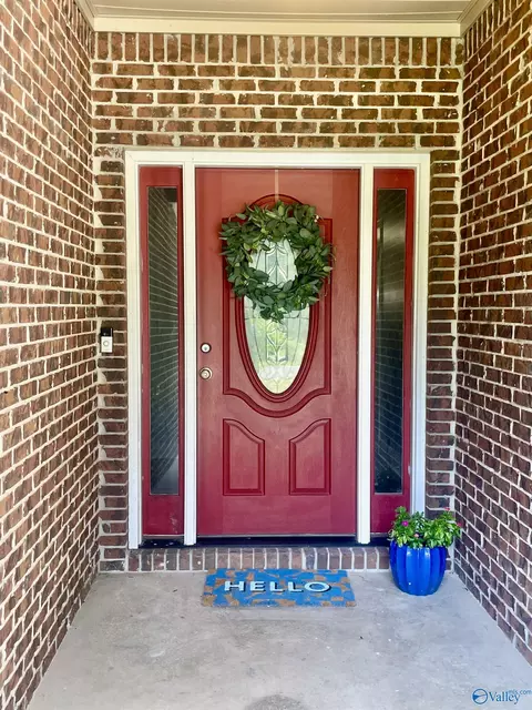 Entry Way - 71 Forest Hill Rd, Trinity, AL 35673 photo 1 of 3