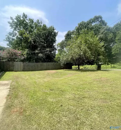 Exterior - 71 Forest Hill Rd, Trinity, AL 35673 photo 4 of 8