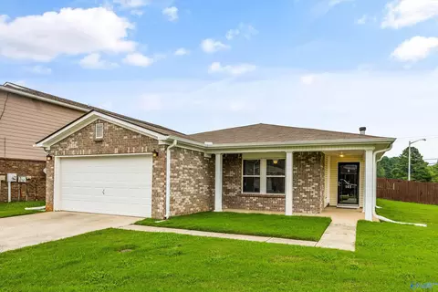 141 Forestbrook Dr, Madison, AL 35757