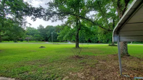 Exterior - 177 County Road 514, Trinity, AL 35673 photo 3 of 4