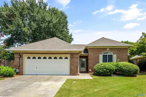 15029 Ashmont Blvd, Huntsville, AL 35803