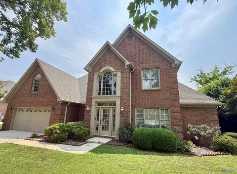 1509 Southampton Ct, Decatur, AL 35601