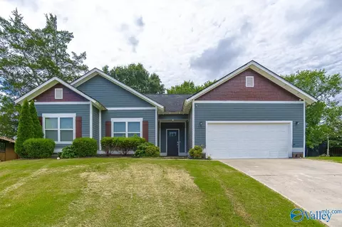 1051 Sandy Springs Rd, Huntsville, AL 35806