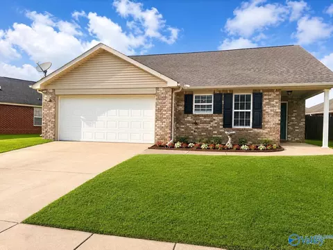 2624 Slate Dr, Huntsville, AL 35803