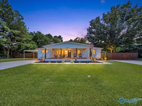 1226 Cave Spring Rd, Owens Cross Roads, AL 35763
