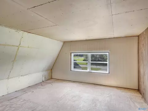 2222 Lynn Rd, Huntsville, AL 35810
