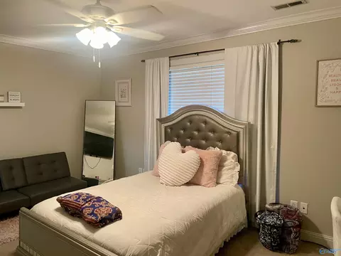Bedroom - 176 Forest Home Dr, Trinity, AL 35673 photo 4 of 7