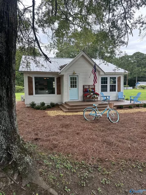 1617 Bryant St, Gadsden, AL 35904