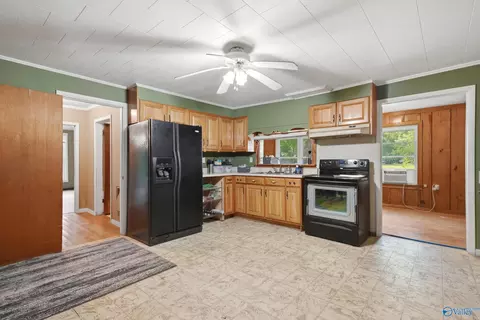 Kitchen - 1691 County Road 372, Dutton, AL 35744 photo 4 of 4