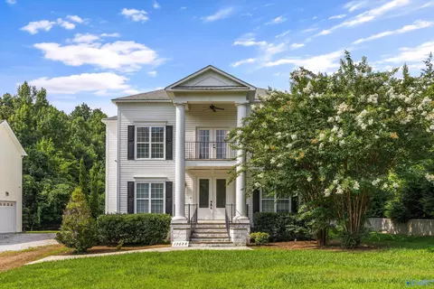 13028 S Village Square Rd, Huntsville, AL 35803