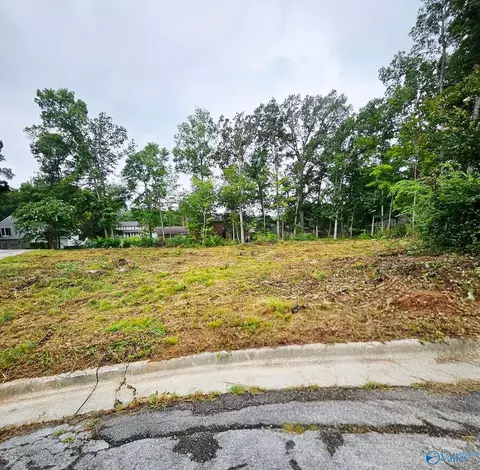 3216 Leafwood Pl, Decatur, AL 35603