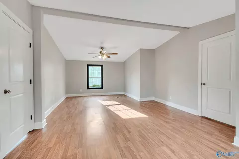 Living - 7739 Allison Cir, Athens, AL 35611 photo 8 of 9