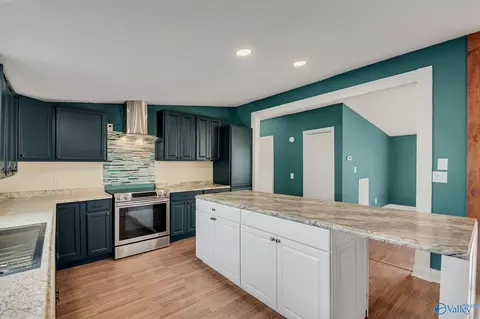 Kitchen - 7739 Allison Cir, Athens, AL 35611 photo 2 of 5