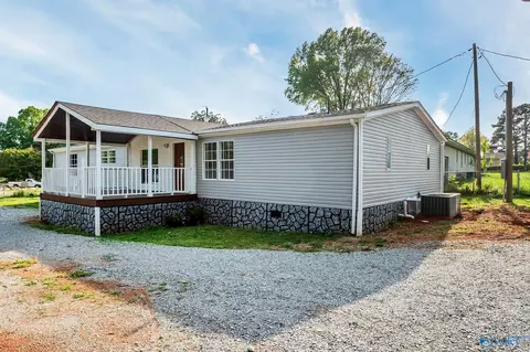 Exterior - 7739 Allison Cir, Athens, AL 35611 photo 4 of 8