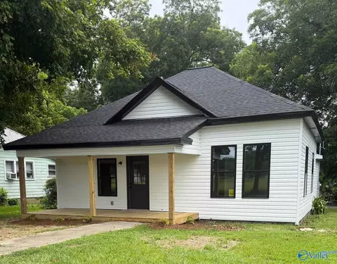 314 29th St, Pell City, AL 35125