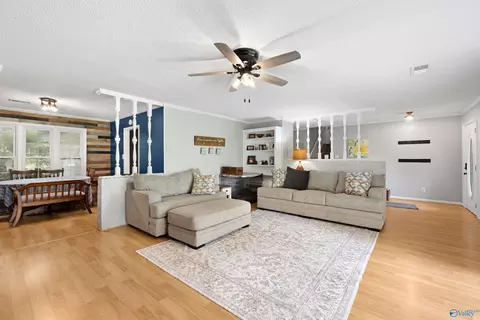 Living - 128 Terry Ln, Trinity, AL 35673 photo 2 of 3
