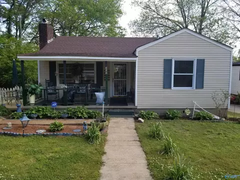 203 Richmond Dr, Huntsville, AL 35811