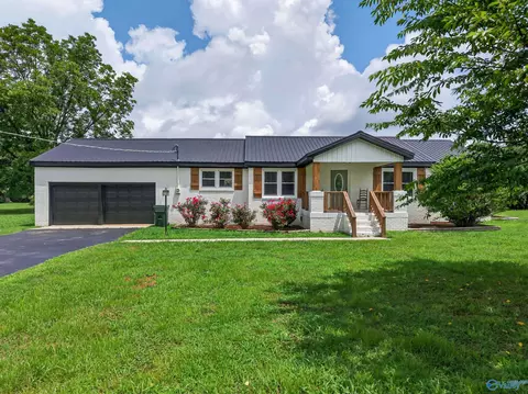 2605 Ready Section Rd, Toney, AL 35773