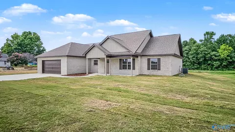27136 N Wales Rd, Elkmont, AL 35620