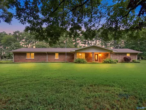 26875 Denbo Cir, Harvest, AL 35749