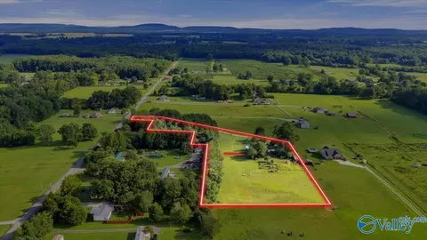 188 Bolden Hughey Rd, Hazel Green, AL 35750