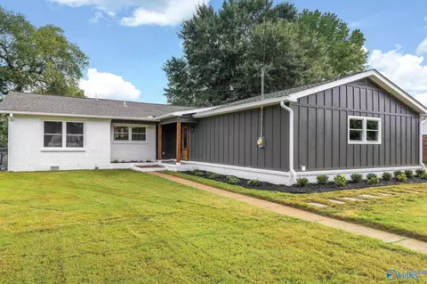 904 Chatterson Rd, Huntsville, AL 35802