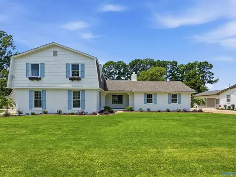 3222 Riley Rd, Huntsville, AL 35801