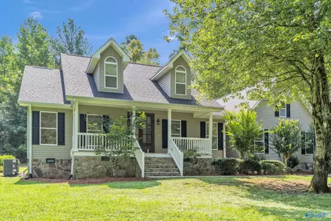 1364 County Road 531, Scottsboro, AL 35768