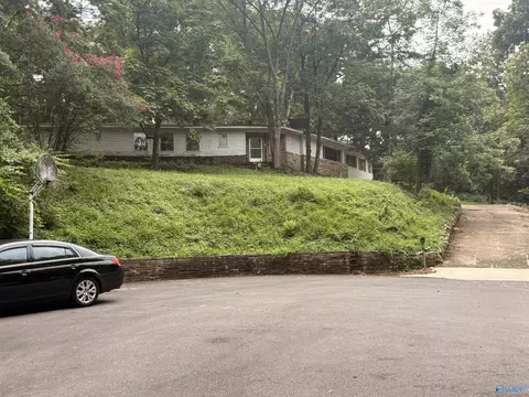 1705 Wilma Cir, Huntsville, AL 35801