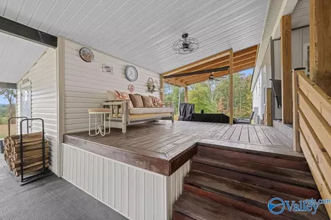 Exterior - 606 Red Eagle Rd, Ohatchee, AL 36271 photo 6 of 8