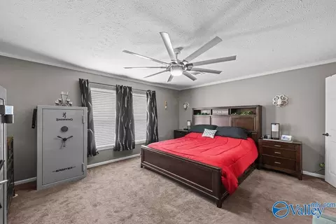 Bedroom - 606 Red Eagle Rd, Ohatchee, AL 36271 photo 1 of 4