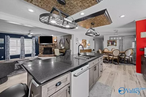 Kitchen - 606 Red Eagle Rd, Ohatchee, AL 36271 photo 3 of 4