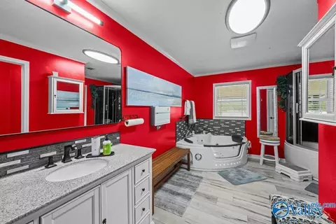 Bath - 606 Red Eagle Rd, Ohatchee, AL 36271 photo 1 of 4
