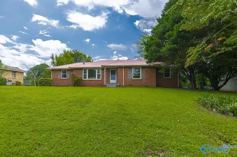 4019 Mcclain Ln, Huntsville, AL 35810