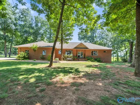 8508 Moores Mill Rd, Meridianville, AL 35759