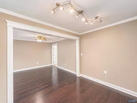 Living - 309 N Seneca Dr, Trinity, AL 35673 photo 2 of 4