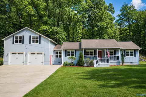 Exterior - 309 N Seneca Dr, Trinity, AL 35673 photo 1 of 4