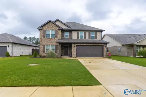 117 Barlow Way, Owens Cross Roads, AL 35763