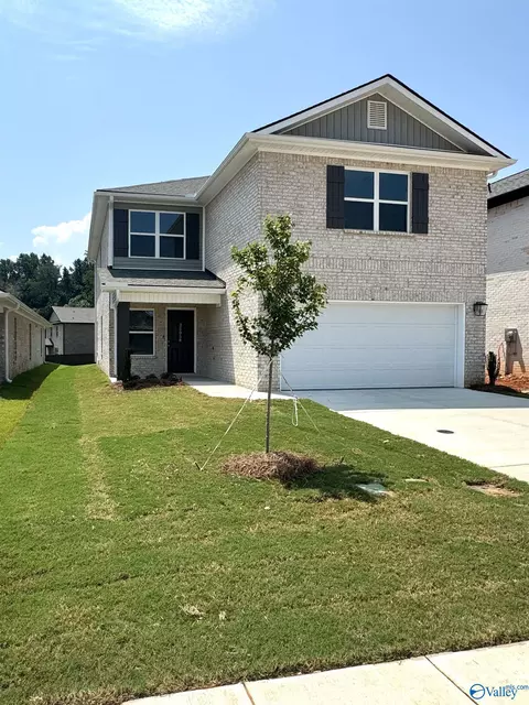 28050 Caperton Dr, Harvest, AL 35749