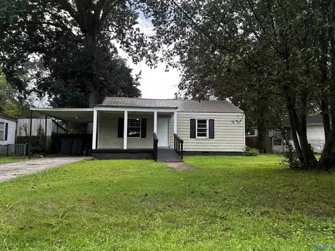 1903 SE 7th St, Decatur, AL 35601