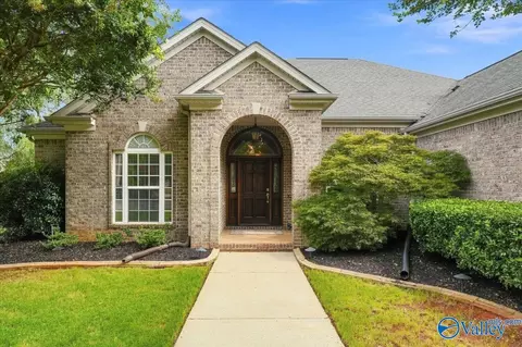11 America Holly Cir, Huntsville, AL 35824