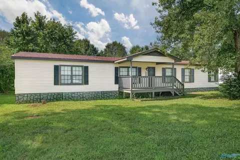 124 Helton Ave, Hazel Green, AL 35750