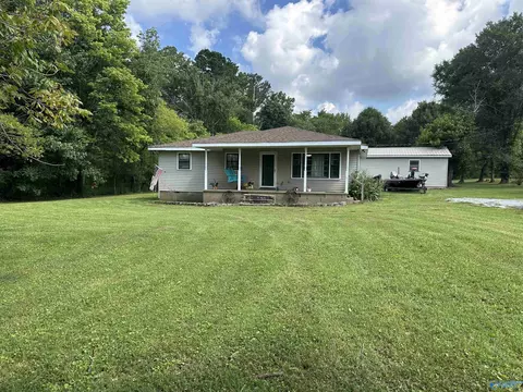 286 Lowery Rd, Valley Head, AL 35989
