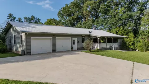 434 County Road 109, Fort Payne, AL 35967