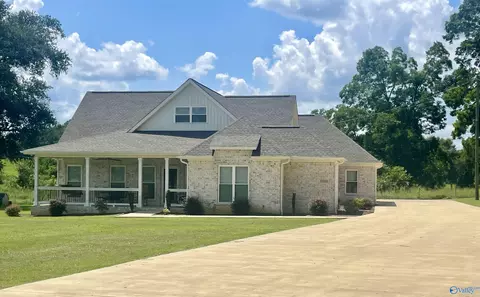 15535 Market St, Moulton, AL 35650